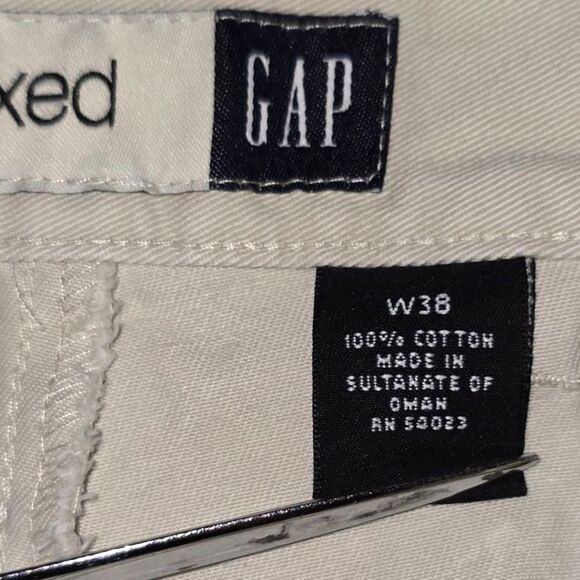 Gap Men's Shorts Size 38 Relaxed Fit - Picture 4 of 8